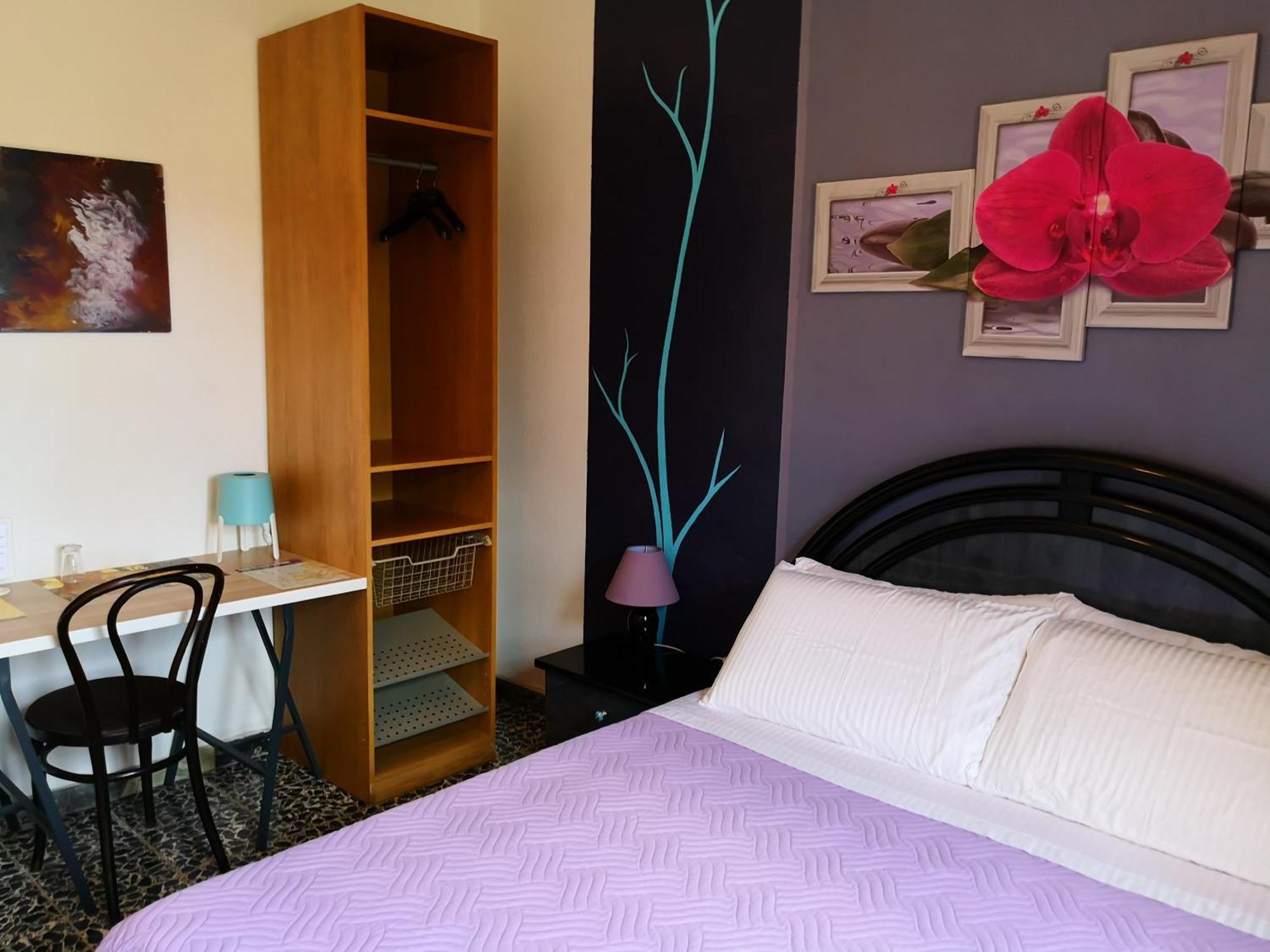 Bed and Breakfast Zia Chiarina San Nicolo Gerrei Zimmer foto