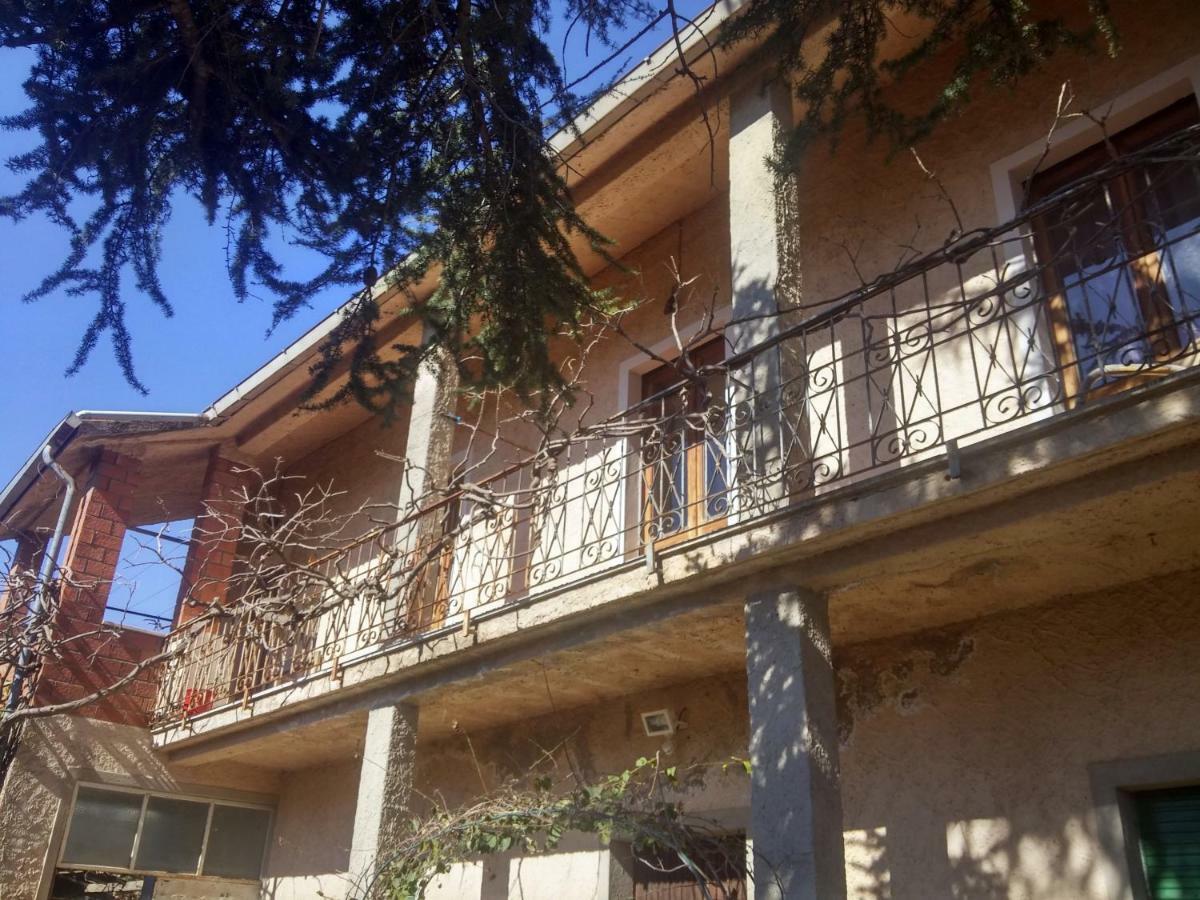 Bed and Breakfast Zia Chiarina San Nicolo Gerrei Exterior foto